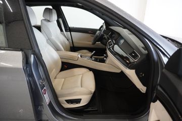 BMW 530 Gran Turismo - 11