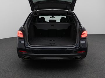 Fahrzeugabbildung BMW 520d M Sport Kamera DAB HiFi M Sportfahrwerk LED