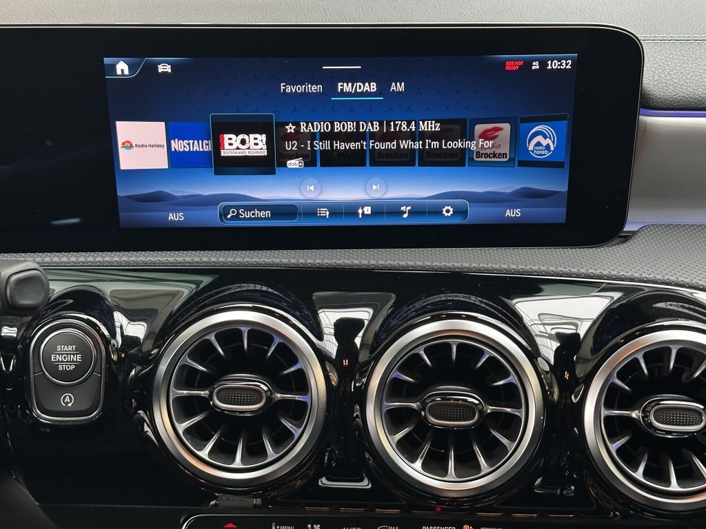 Fahrzeugabbildung Mercedes-Benz CLA 200 d Shooting Brake AMG Line*NightPaket*LED