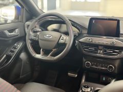 FORD Focus Lim. ST-Line /RFK/Keyless/Soundsystem