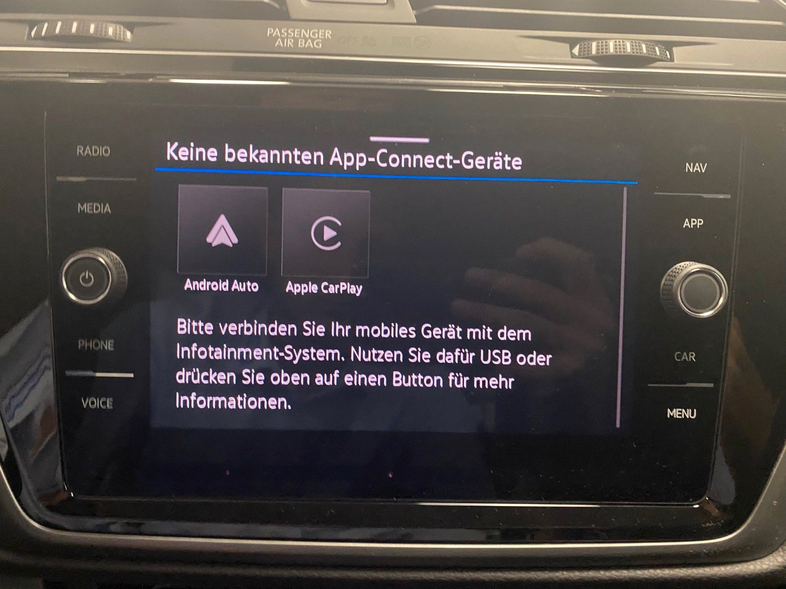 Fahrzeugabbildung Volkswagen Touran 1.5 TSI OPF DSG+4 J, GARANTIE+ACC+AHK+LED