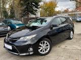 Toyota Auris 1.4 Touring Sports Life+ Turbodiesel+LMF* - Toyota Auris Gebrauchtwagen in Frankfurt