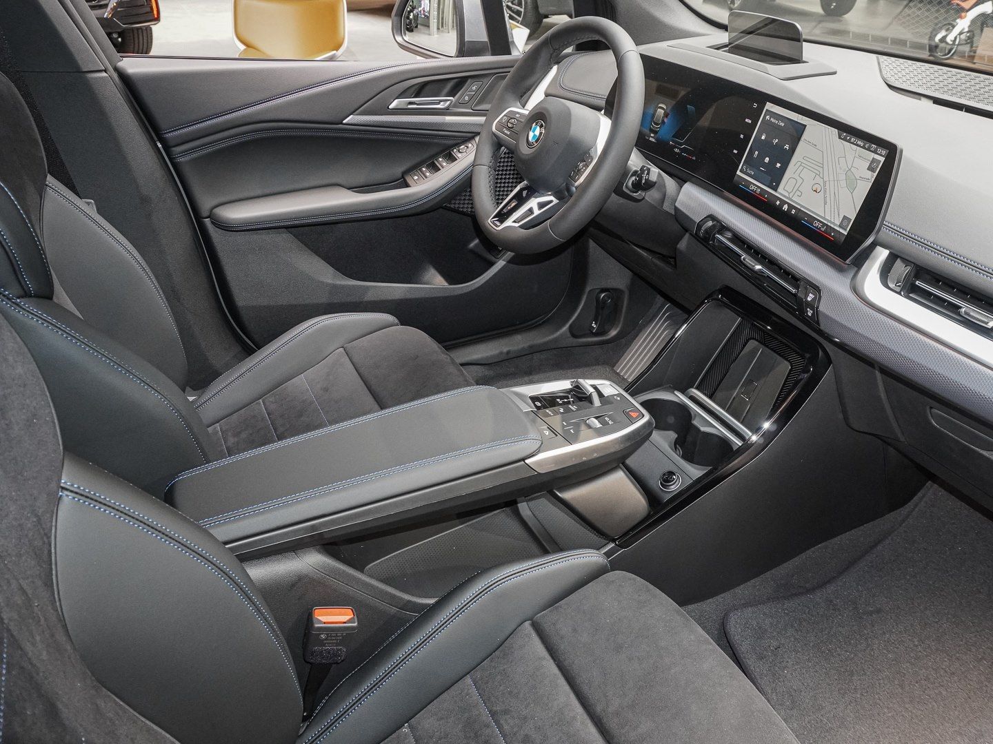 BMW 220 Active Tourer - Bild 4