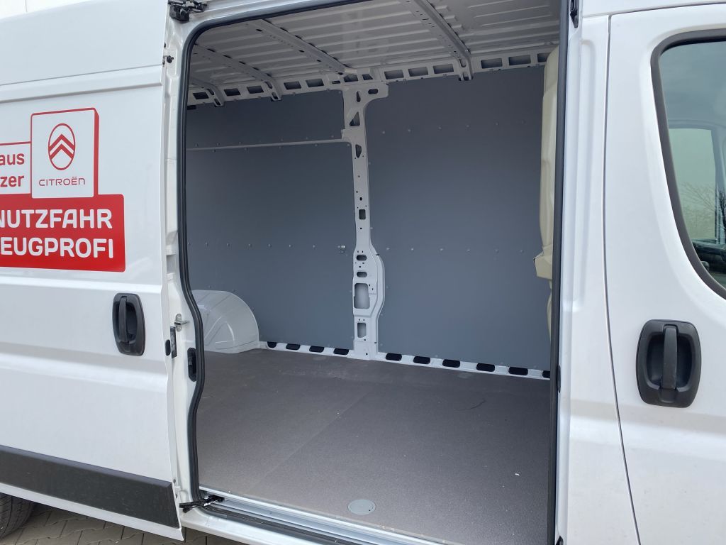 Fahrzeugabbildung Citroën Jumper 2.2 BlueHDi 140 L3H2 *NAVI*Allwetterreife