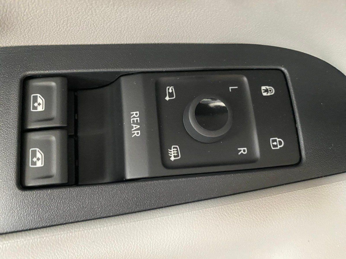 Ford Explorer - Bild 6