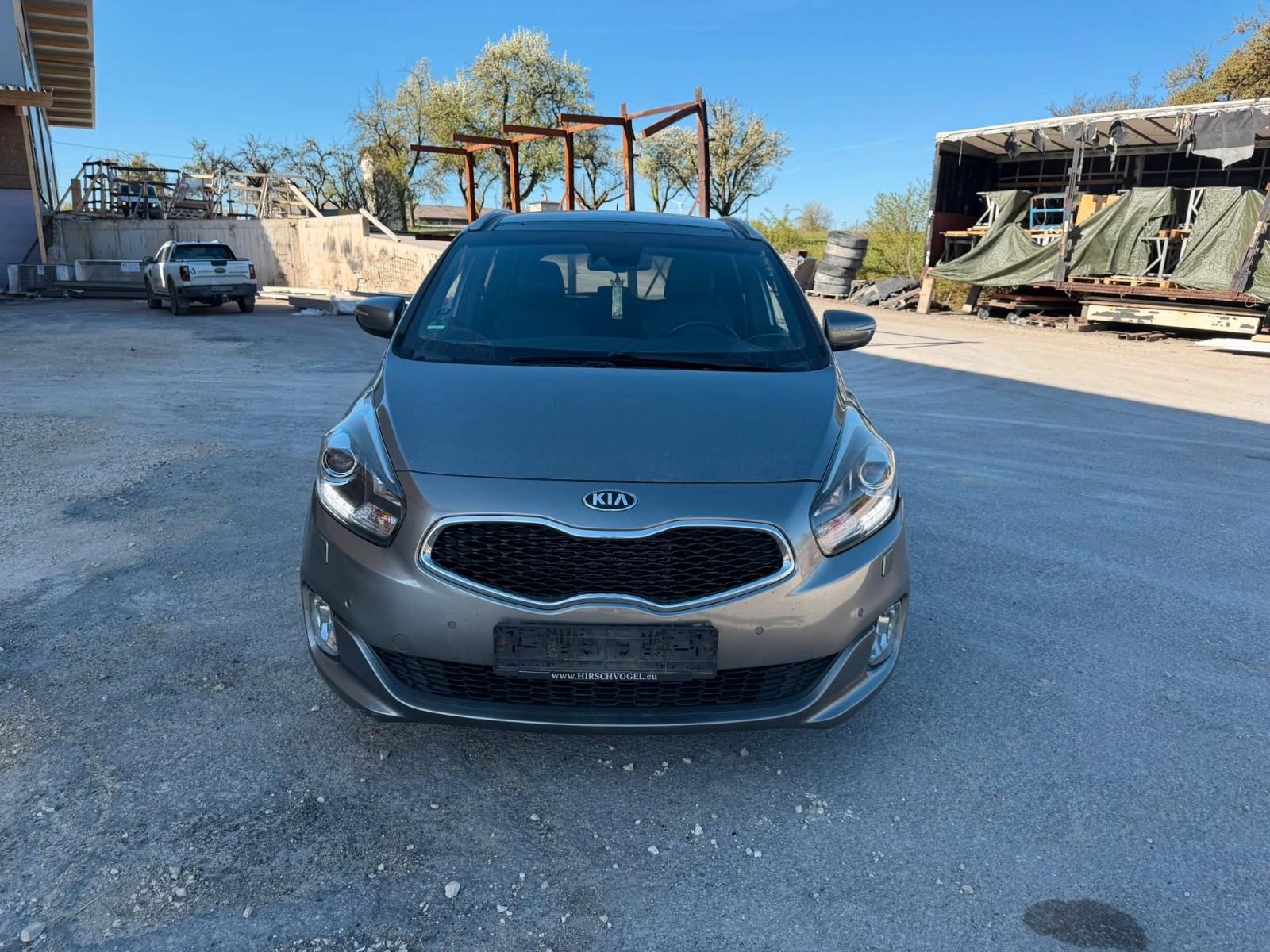 Kia Carens Spirit