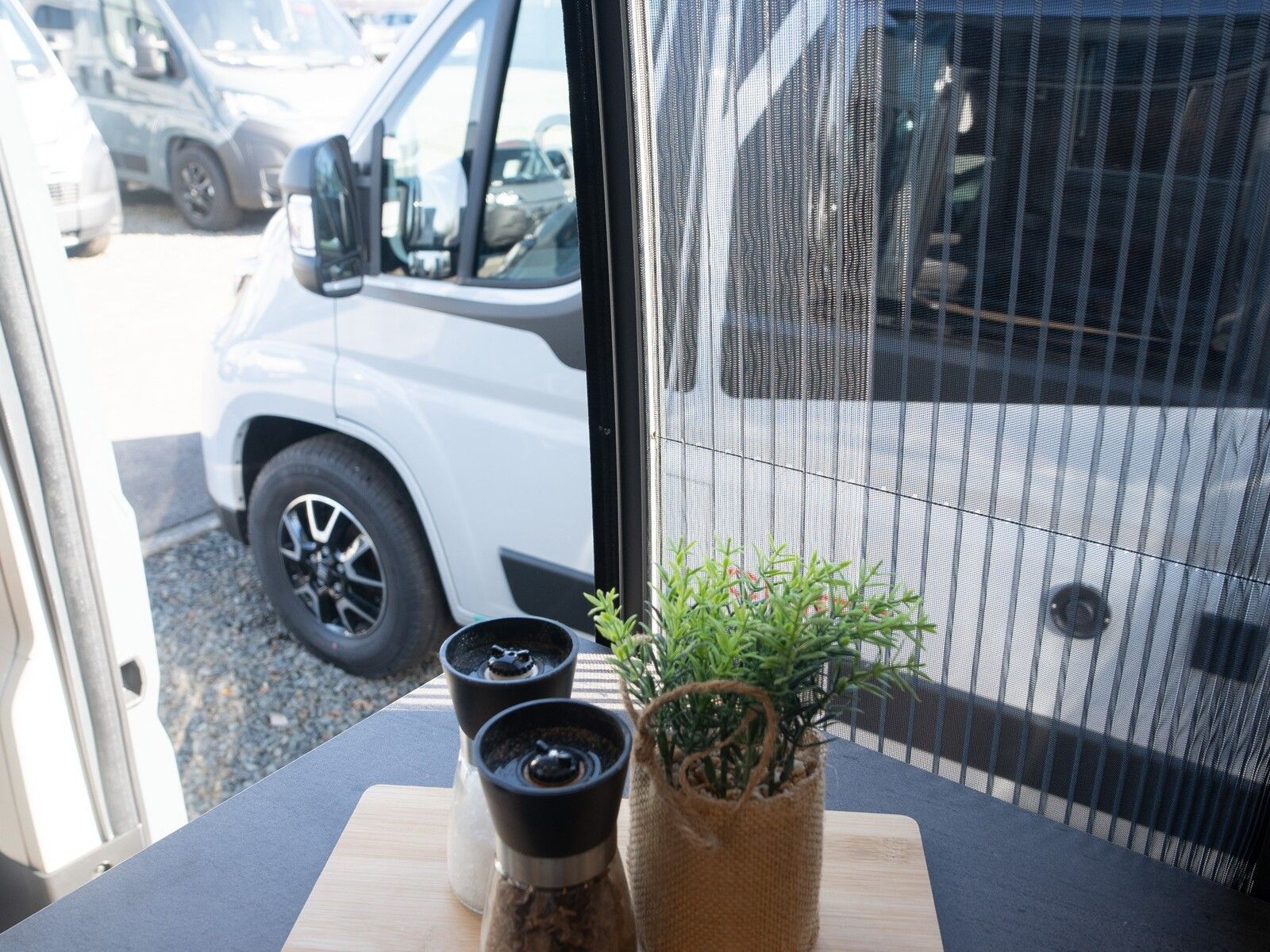 Fahrzeugabbildung Sunlight Adventure Cliff RT 600 Dieselheizung*Faltverdunk