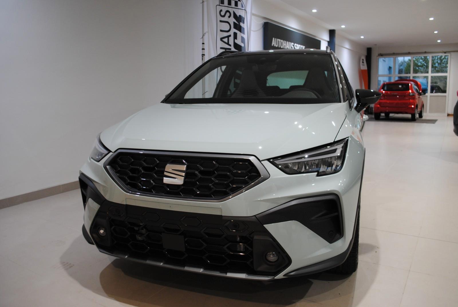 Seat Arona FR 1.0 TSI DSG *NEUES MODELL*AHK*NAVI*ACC*