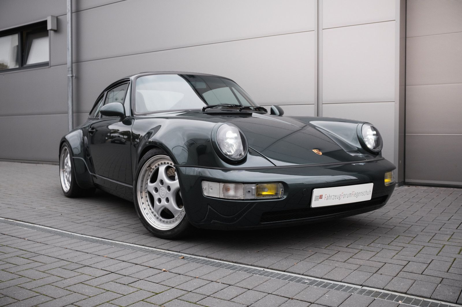 Fahrzeugabbildung Porsche 964 WTL Coupe by APCarDesign