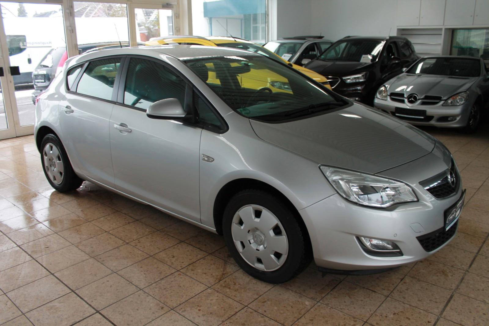 Opel Astra J Lim. 5-trg. Edition
