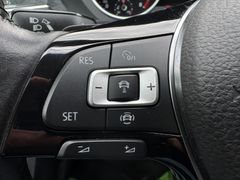 VW Tiguan 2.0 TSI 4Motion R-Line VW Tiguan 2.0 TSI 4Motion R-Line