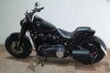 Harley-Davidson FXFBS Fat Bob 114 Vivid Black Softail - HARLEY-DAVIDSON BLACK