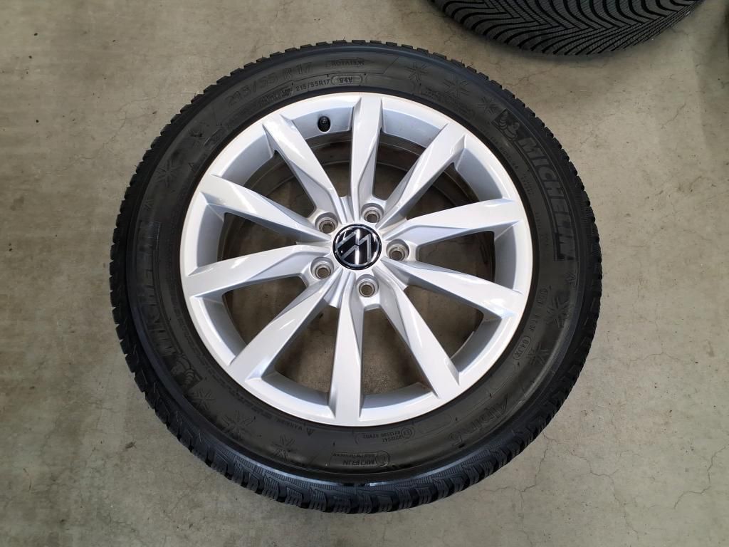 Volkswagen T-Roc R 4Motion 2.0 TSI 221kW 7-Gang DSG 4 Türen