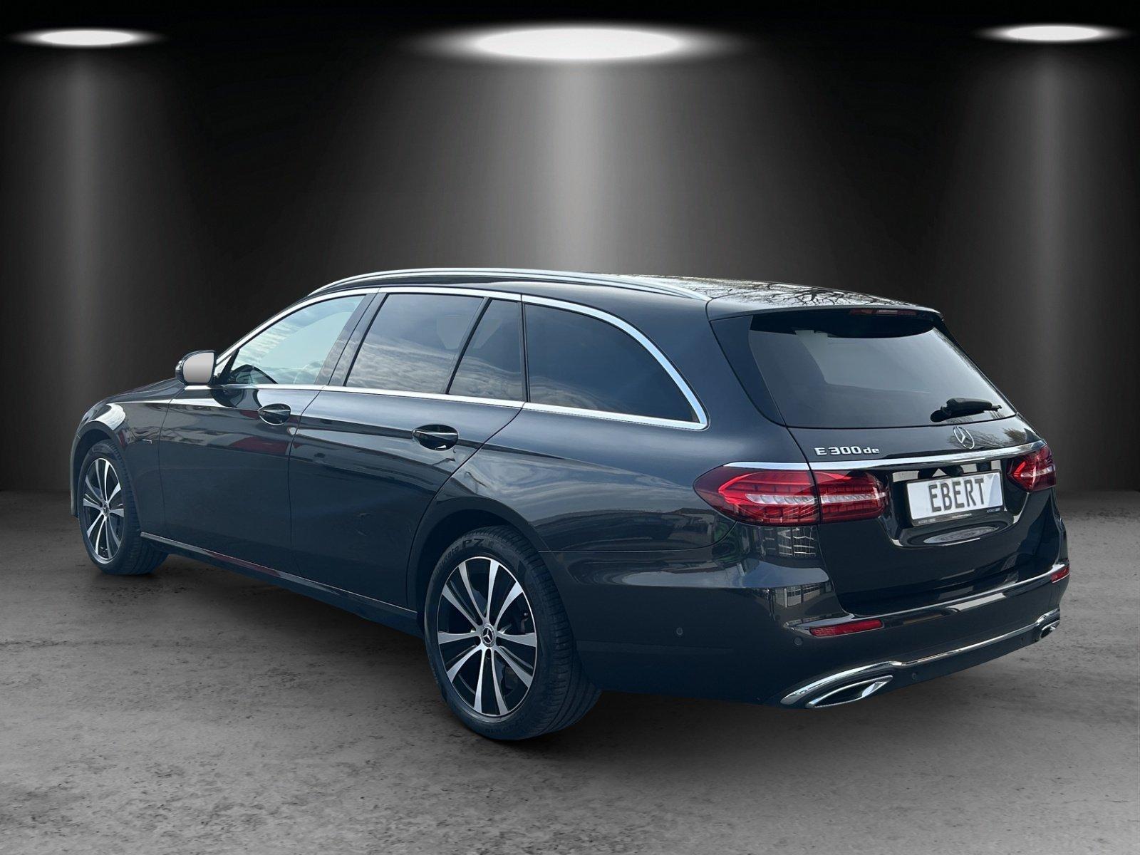 Mercedes-Benz E300de T Avantgard DISTRO HighEndMBUX Kamera LED