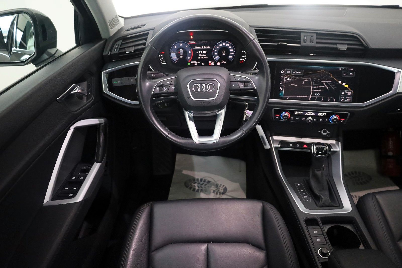 Fahrzeugabbildung Audi Q3 35 TDI advance,Leder,Navi,LED,SH,Standheizung