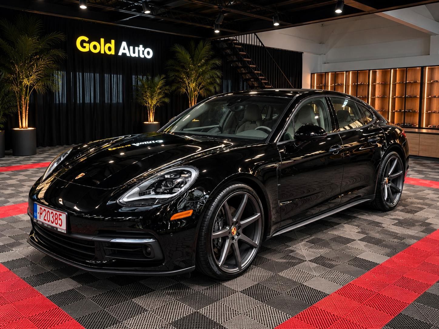 Porsche Panamera 4