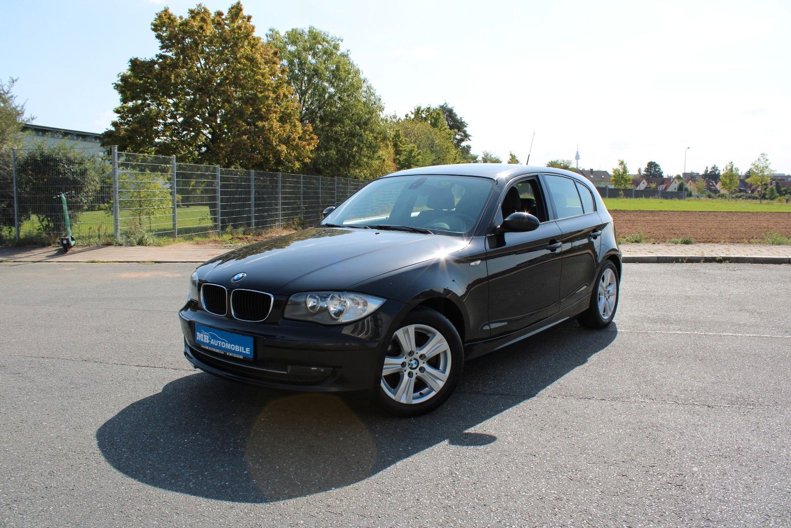 BMW BMW 118i lim. PDC Klima Tempomat 16"Alu
