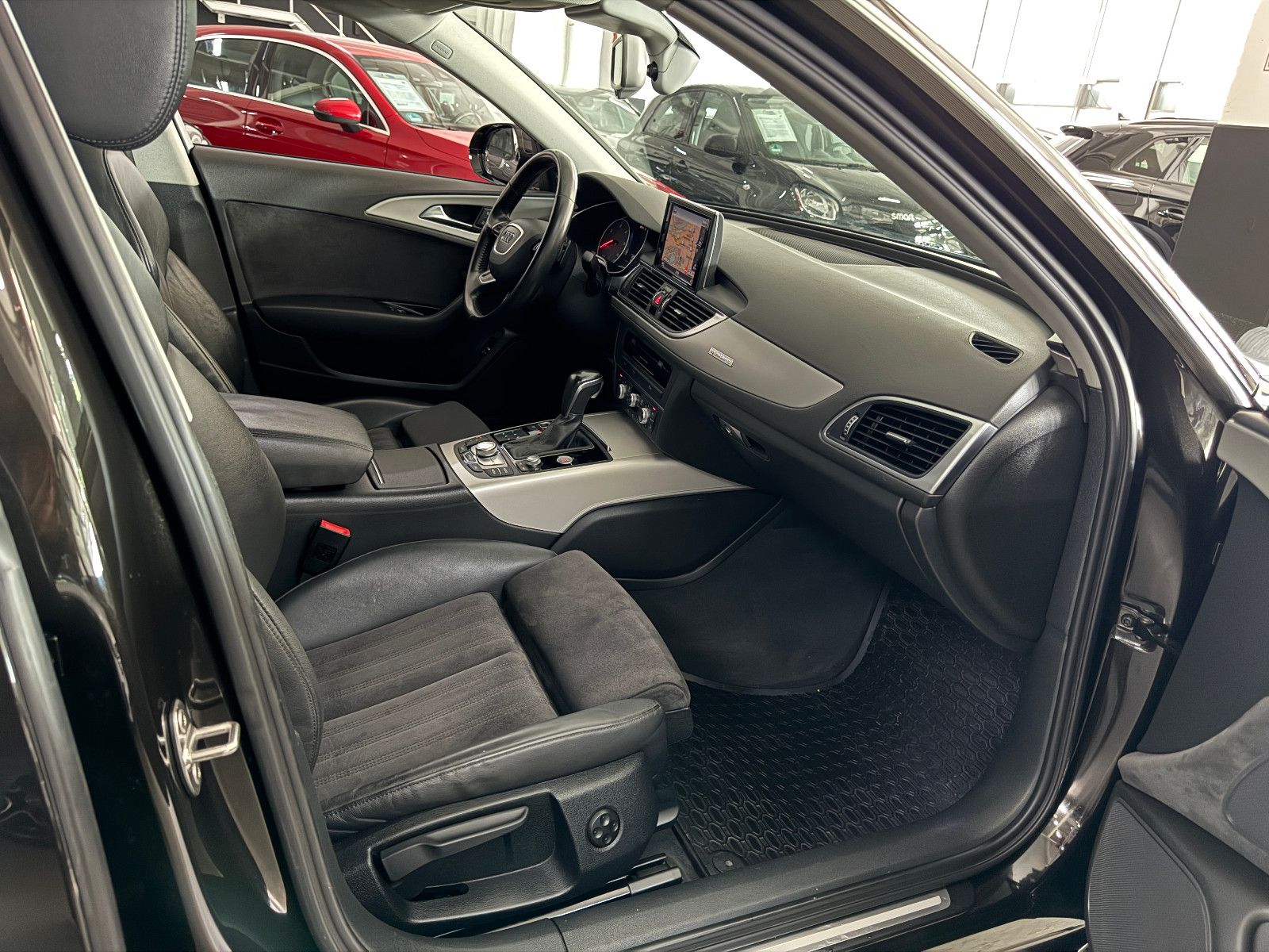 Fahrzeugabbildung Audi A6 3.0 TDI QUATTRO SPORT MOTORSOUND NAVI ACC LED
