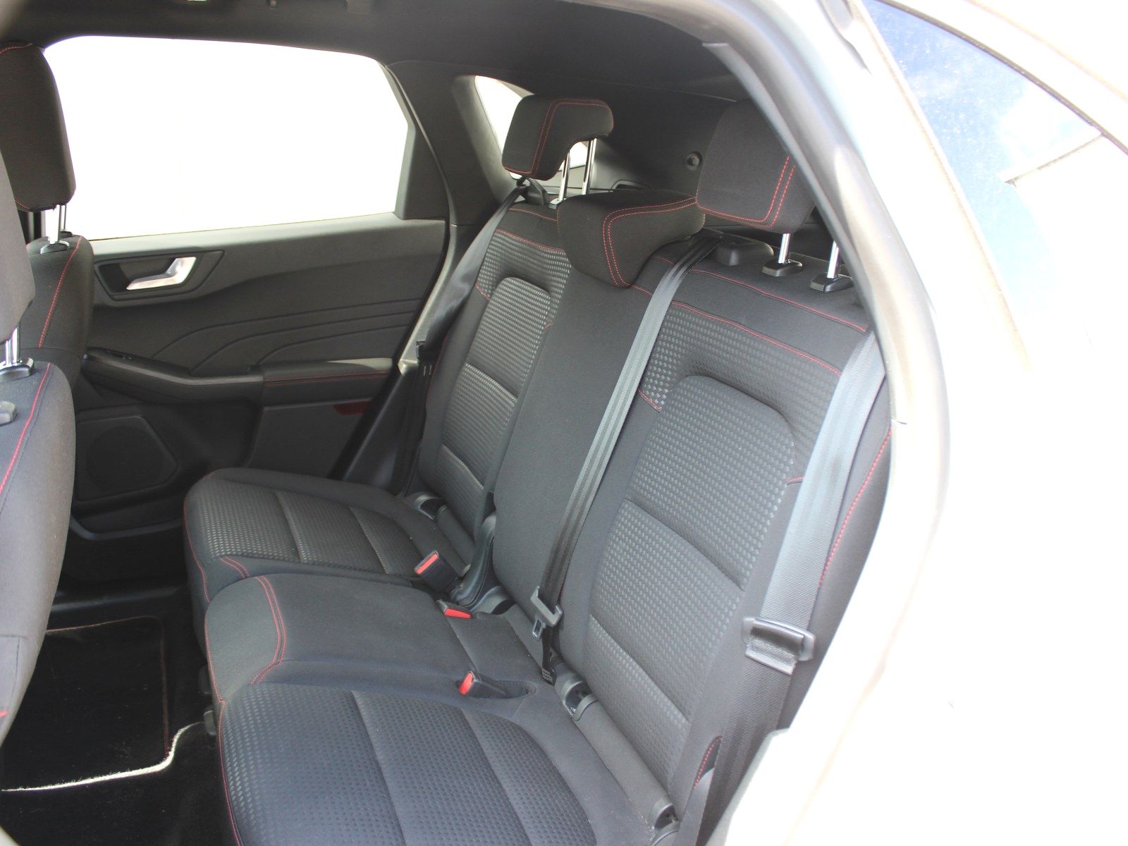 Fahrzeugabbildung Ford Kuga Plug-In Hybrid ST-Line 2,5 Duratec