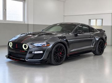 Ford Mustang - 1