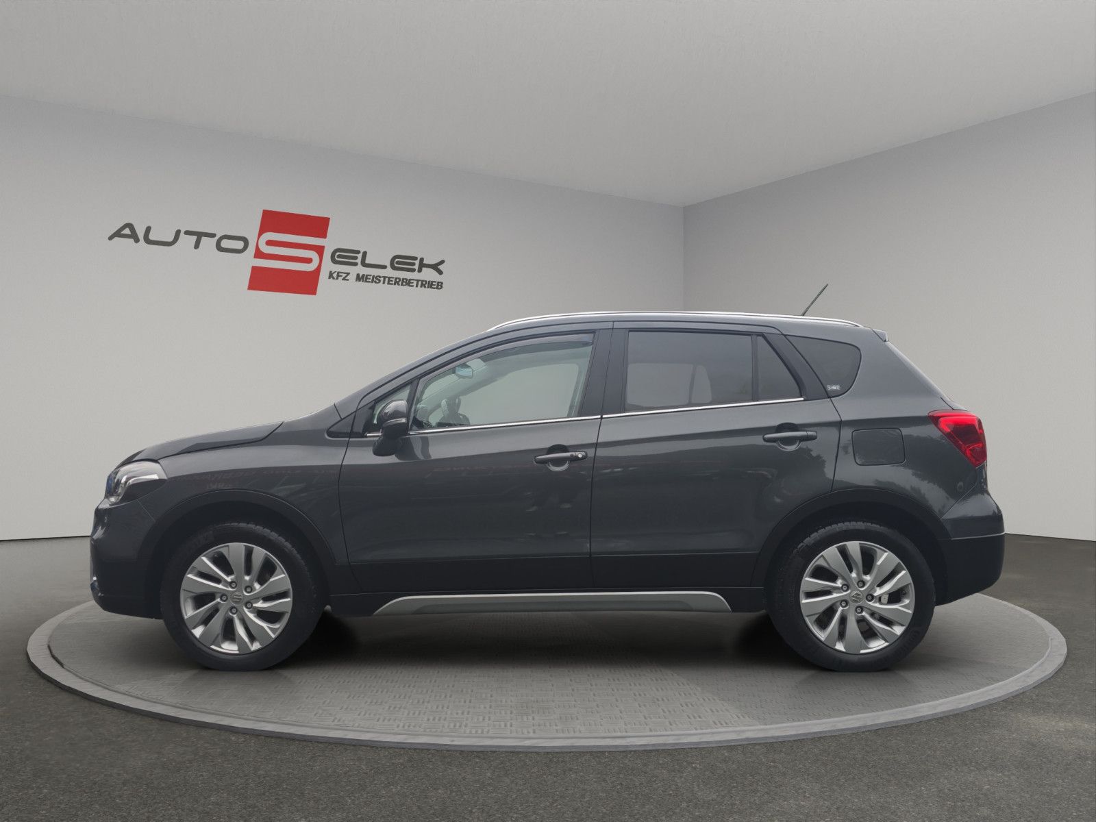Fahrzeugabbildung Suzuki SX4 S-Cross 4x4 ALLRAD