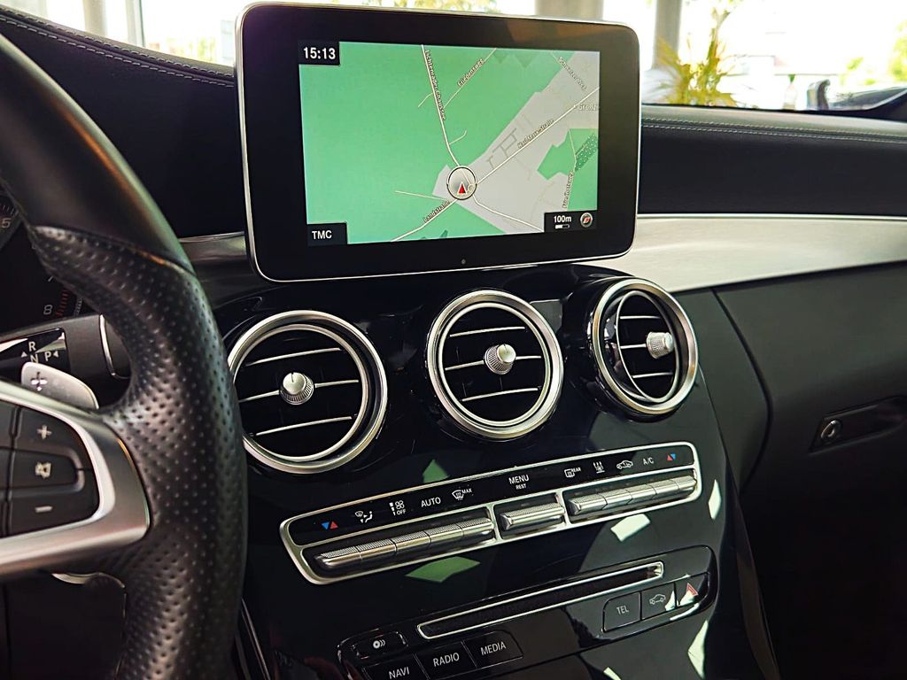 Mercedes-Benz C 300 Coupe AMG*PANO*BURM*HUD*DISTR*STHZG*360°