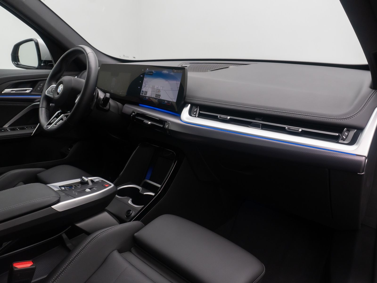 Fahrzeugabbildung BMW X1 sD18d M Sport Panorama Kamera DAB Komfort