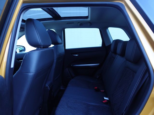 Fahrzeugabbildung Suzuki Vitara 4x4 1.5 ALLGRIP Comfort+ KlimaA,LED,Navi