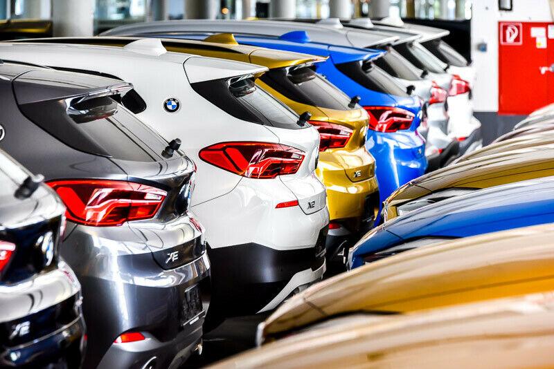 showroom-image-top