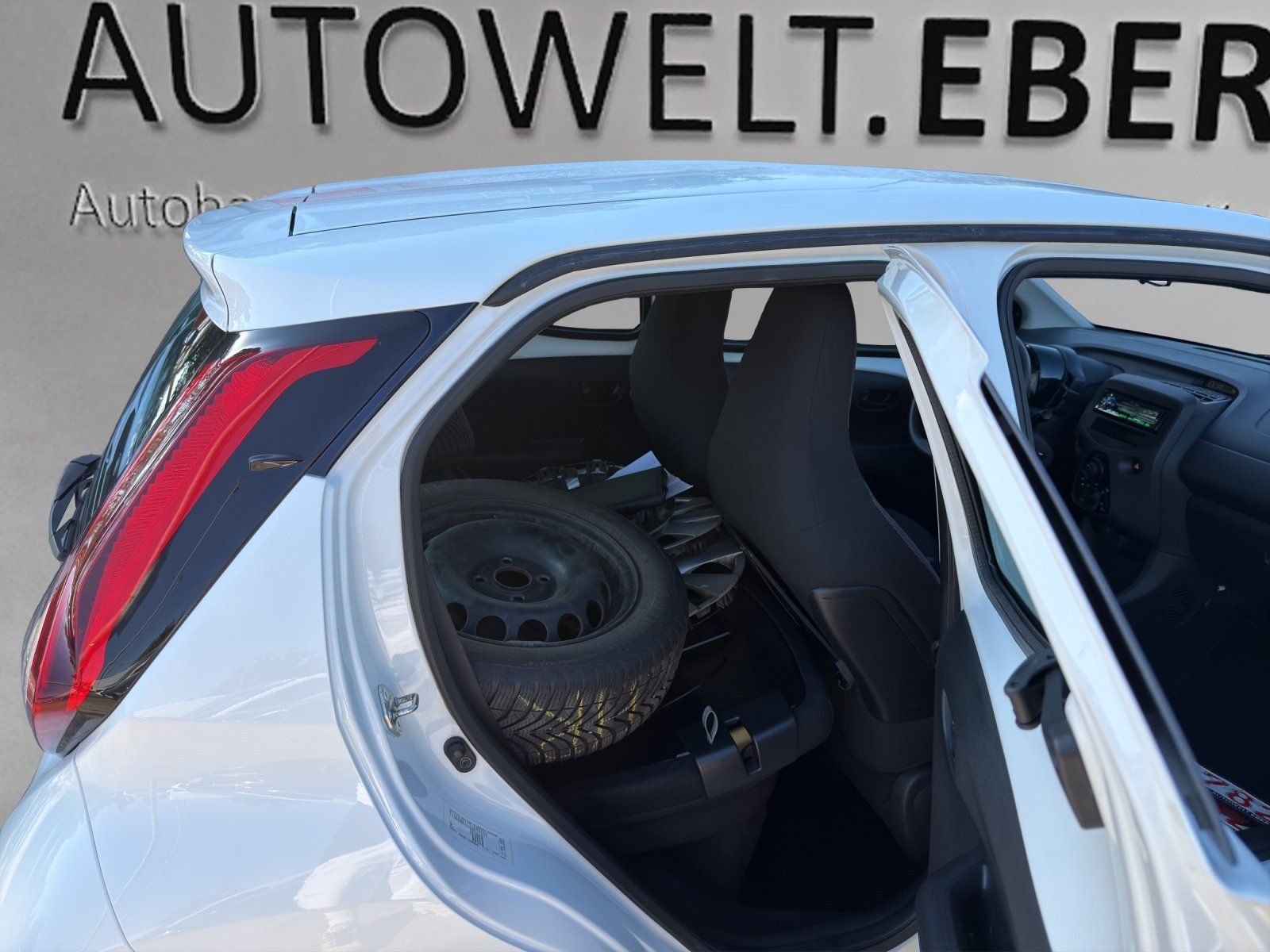 Fahrzeugabbildung Toyota Aygo 1.0 x 1. Hd., Klima, el. FH vo., Scheckheft