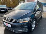 Volkswagen Touran 2.0 TDI Klima PDC ACC SHZ