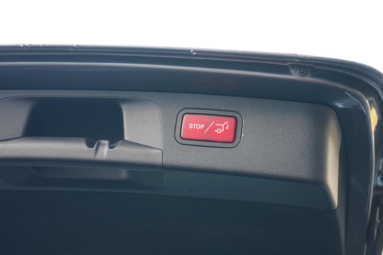 Mercedes-Benz E220 dT-Modell Avantgarde Klimaaut. Navi LED AHK