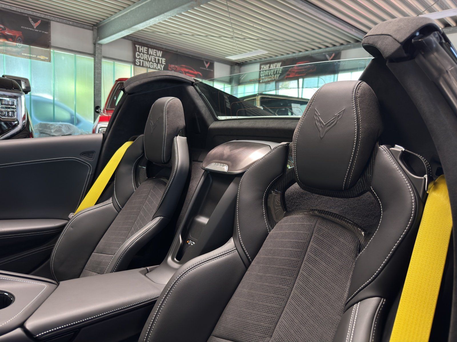 Fahrzeugabbildung Corvette C8 Cabrio 3LT MY2026 MAGNETIC/LIFT/BLADE SILVER