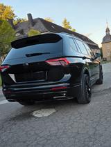 Volkswagen Tiguan Allspace 2.0 R-LINE VOLL 7SITZER BlackSty - Volkswagen Tiguan Allspace in Hagen