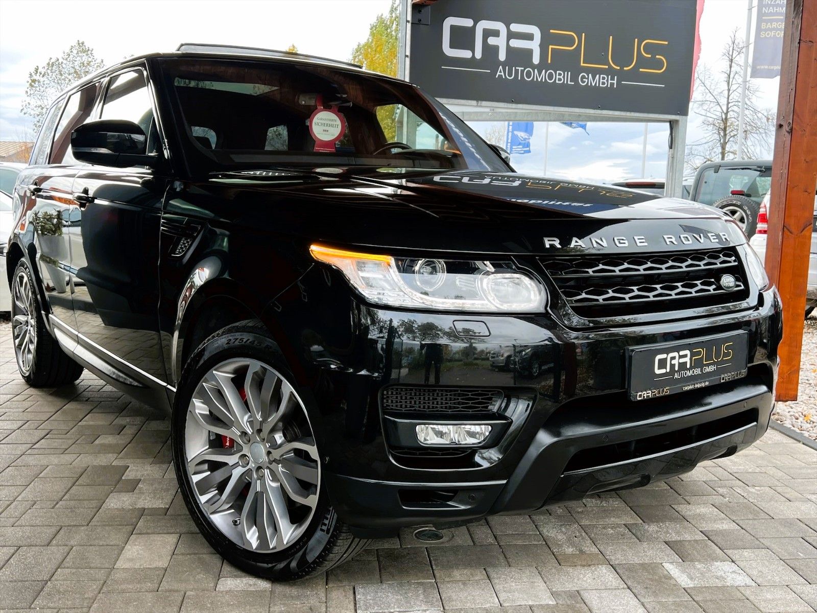 Fahrzeugabbildung Land Rover Range Rover Sport 4.4 V8 HSE Dynamic *Head-Up*