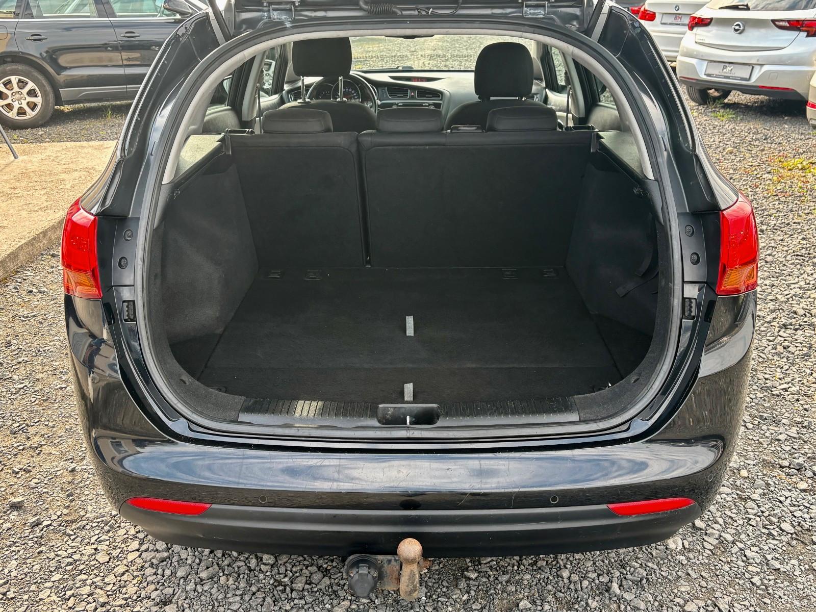 Kia cee'd Sportswagon 1.6 CRDi Navi AHK Kamera 2.HD