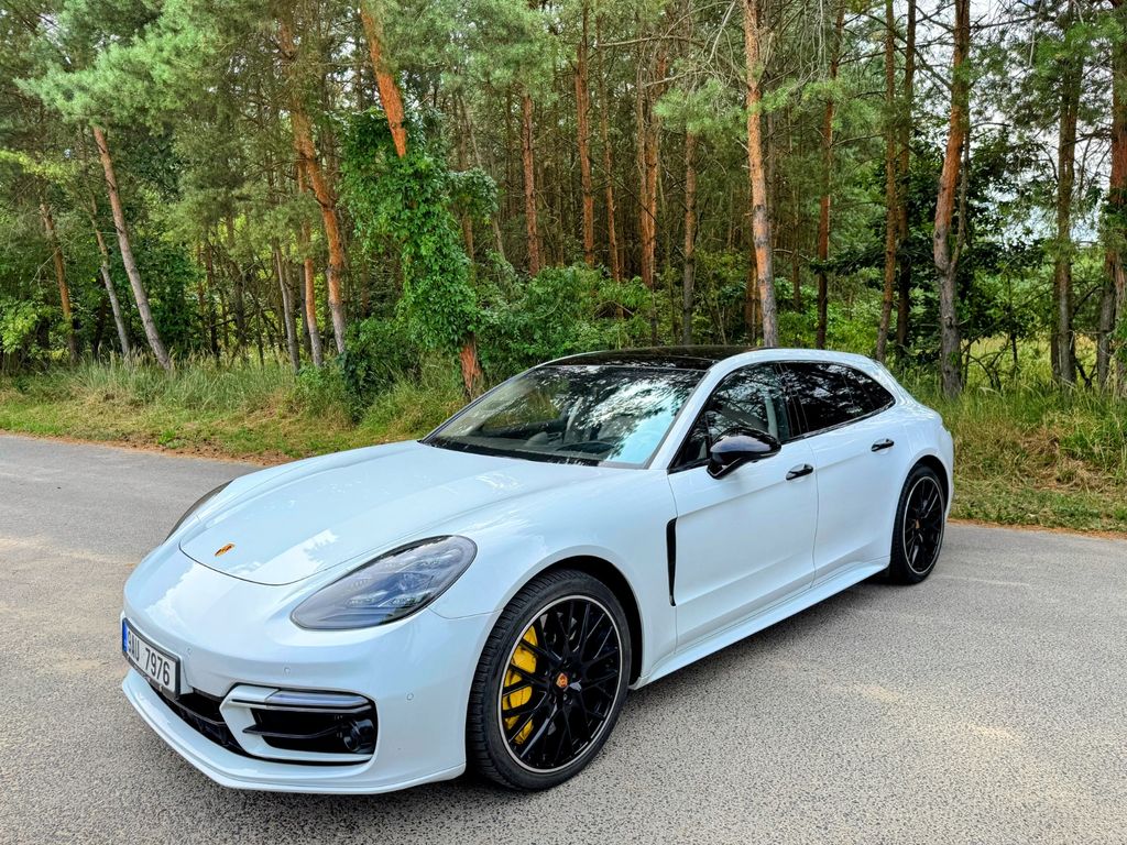 Image of Porsche Panamera