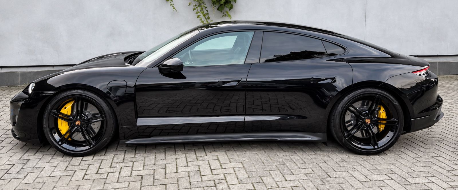 Porsche Taycan Turbo S  Voll Carbon Paket Beifahrer Disp imagem 2