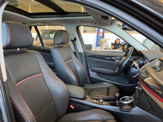 BMW X1 18 d xDrive *PANO*NAVI*PDC*AHK*TEMPOMAT*SHZ*