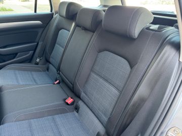 Volkswagen Passat Variant - 10