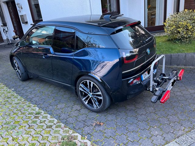 BMW i3s (großer Akku), 185 PS, AHK, viel Ausstattung