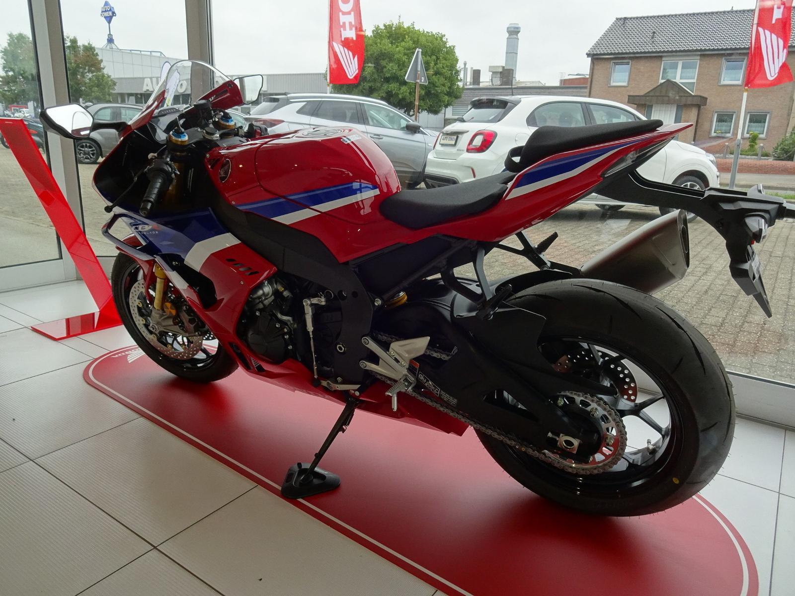 Honda CBR1000 RR-R Fireblade SP