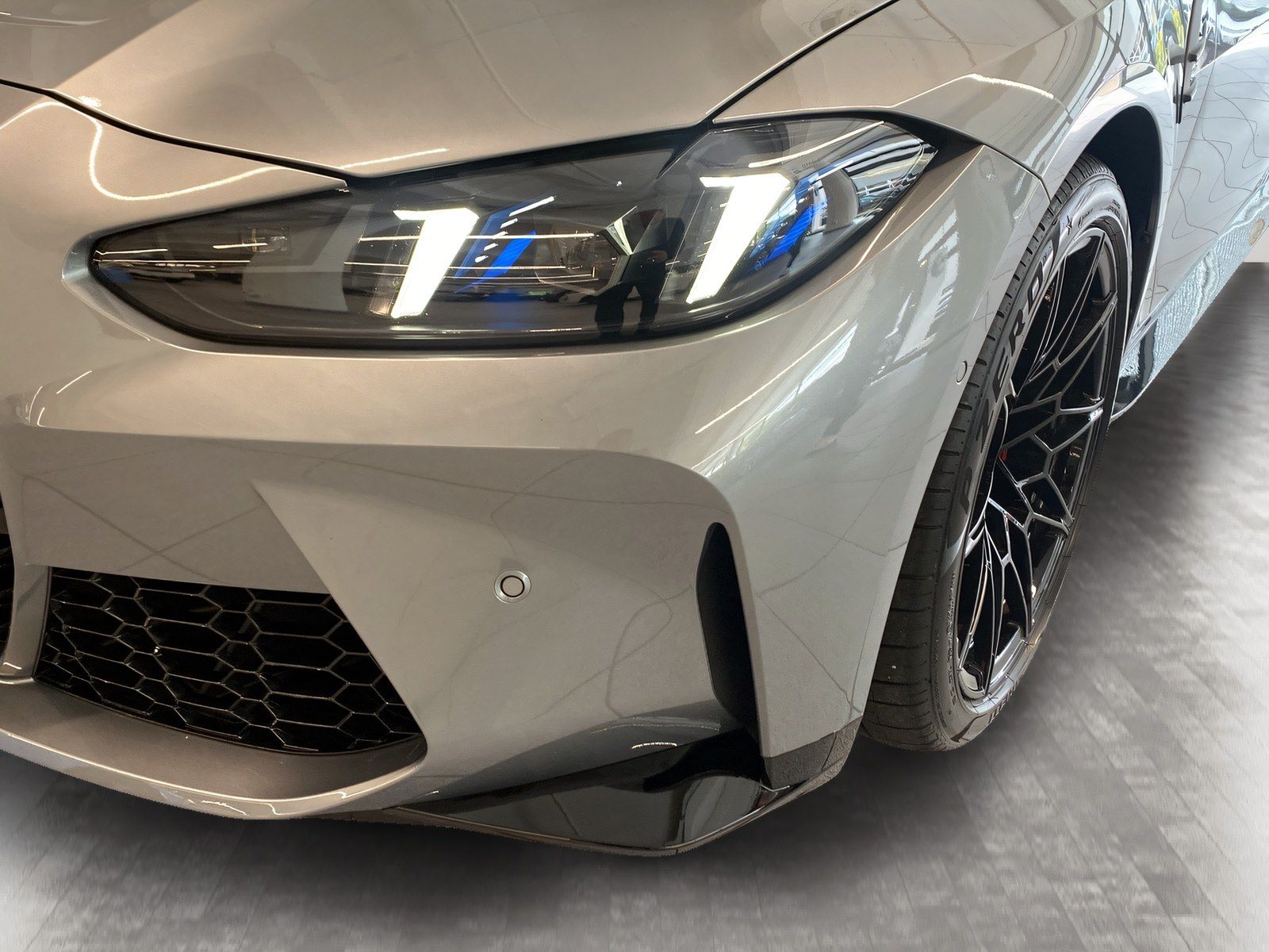 BMW M4 - Bild 8