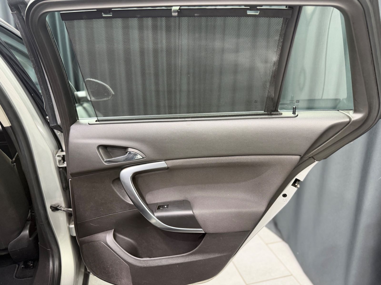 Fahrzeugabbildung Opel Insignia Sports Tourer Innovation|AUTOMATIK|RFK