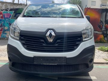 Renault Trafic - 2