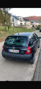 Renault Clio Emotion 1.2 16V  - Renault Clio aus 2004: 1.2