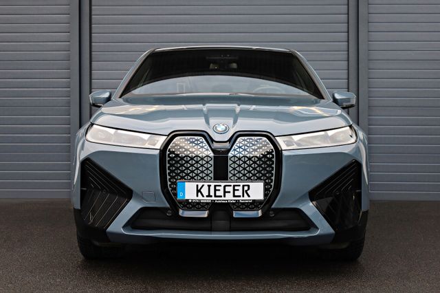 BMW iX M60/LASER/360/B&W/HUD/ACC/SoftClose/4xSHZ/R22
