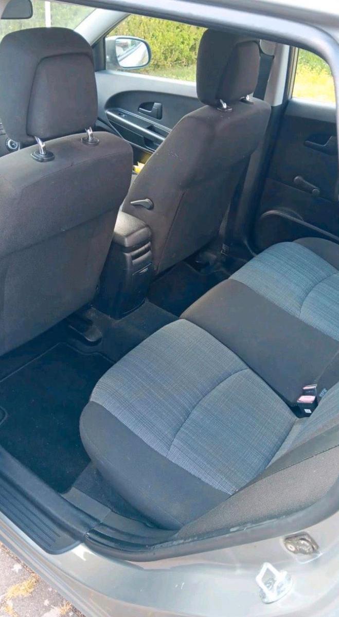 Kia cee'd 2011 — photo 9