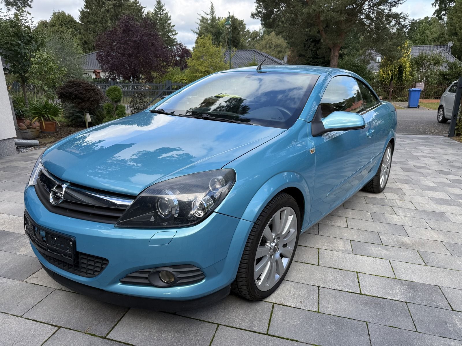 Opel Astra H Twin Top Endless Summer Leder AHK Keyles