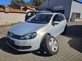 Volkswagen Golf 1.6 Comfortline 1.Hd Scheckheft Tuv neu SHZ - Volkswagen Golf aus 2009: 1.6